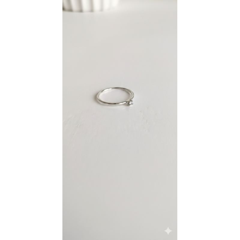 Piercing Argola com Ponto de Luz para Nariz em Prata